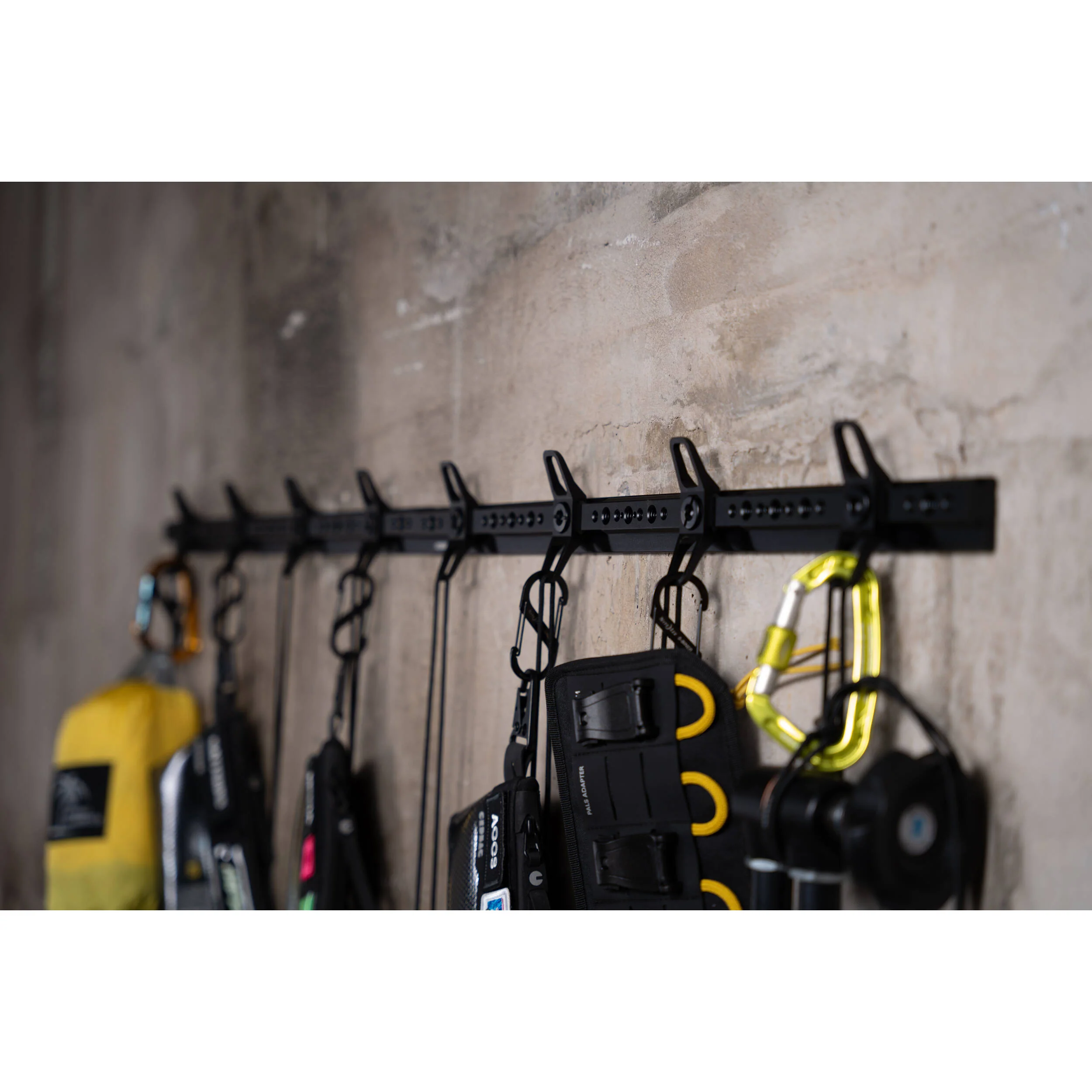 CRDBAG Track with 8 Mounts for CRDWALL MKII Wall Mount (24", Set of 2) - Image 5