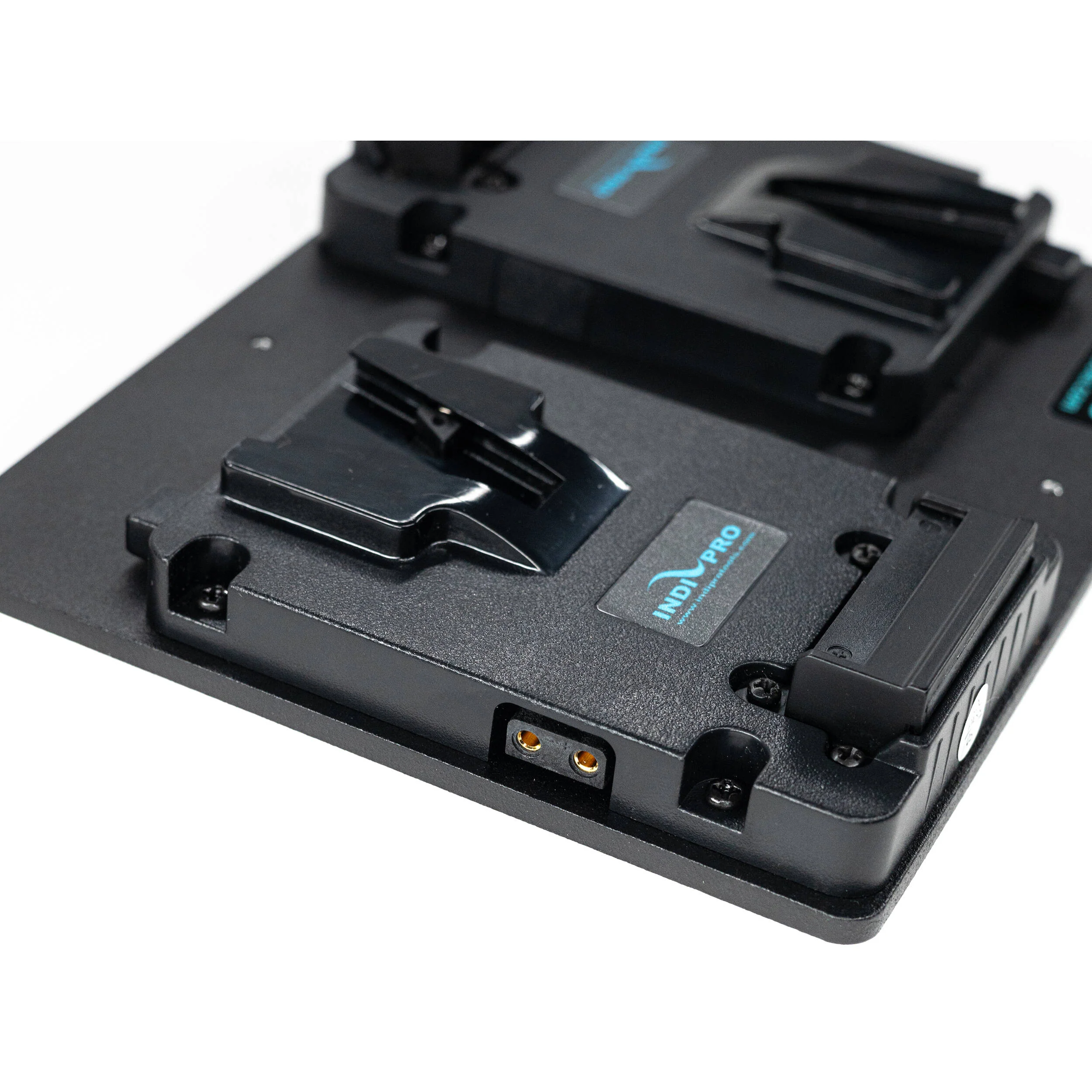 IndiPRO Tools Hot-Swap Dual V-Mount Adapter Plates to V-Mount Plate - Image 3