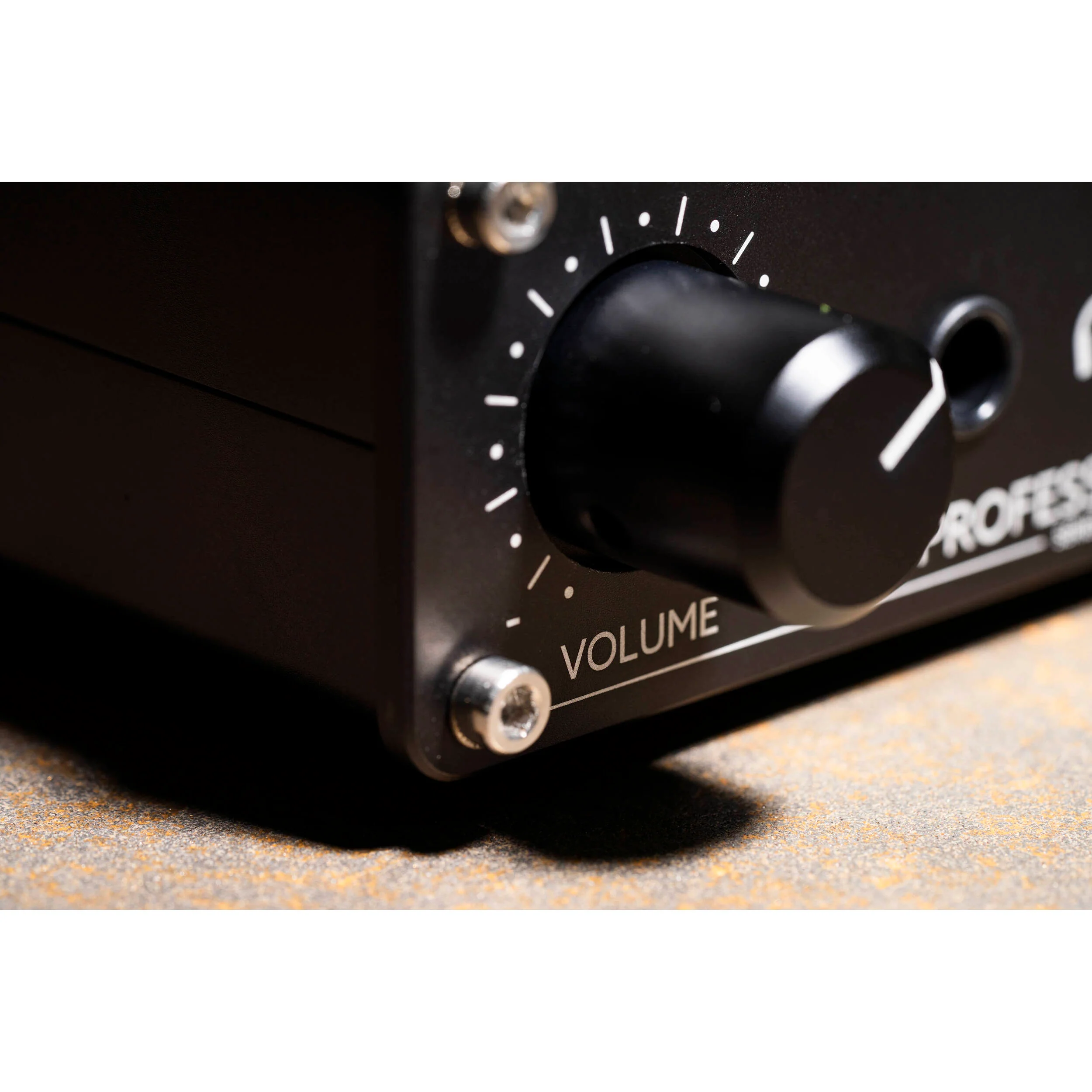 LAKE PEOPLE G101 Headphone Amplifier - Image 6