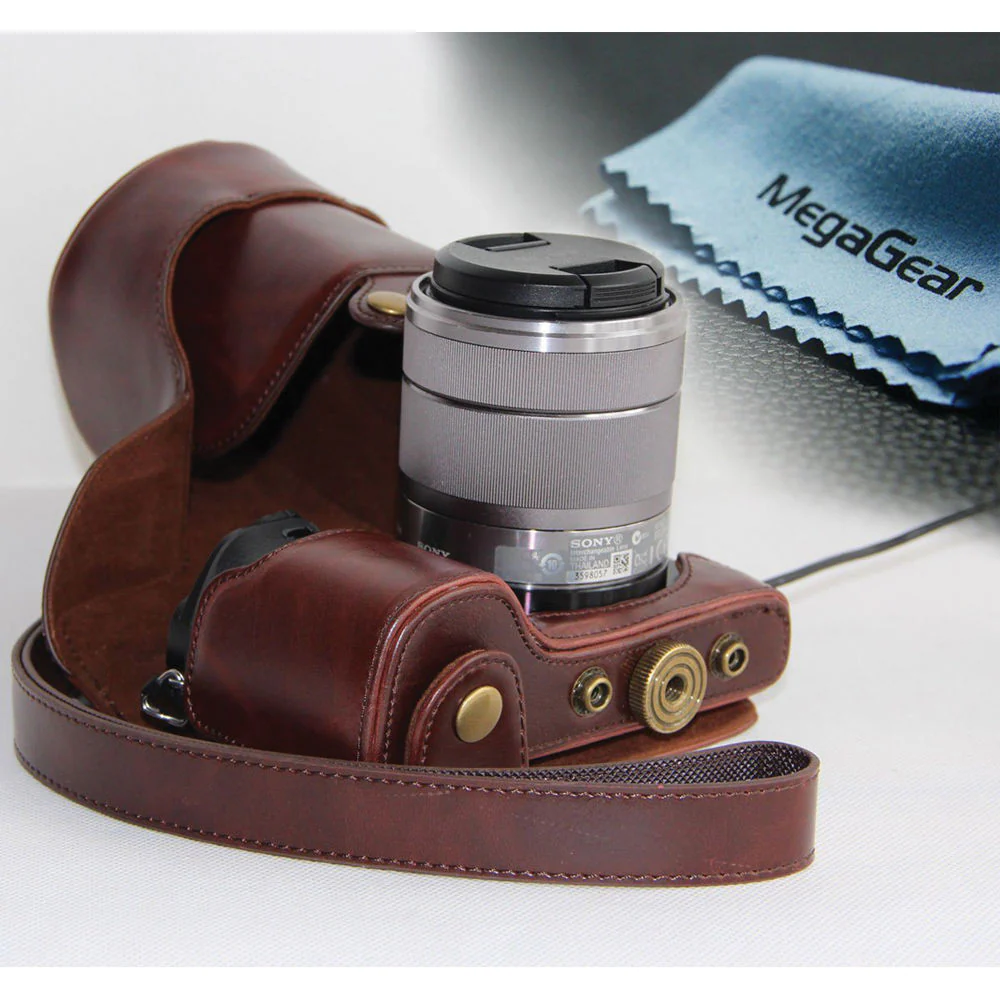 MegaGear Ever Ready Case for Sony A6000/A6300 with 16-50mm Lens (Dark Brown) - Image 2