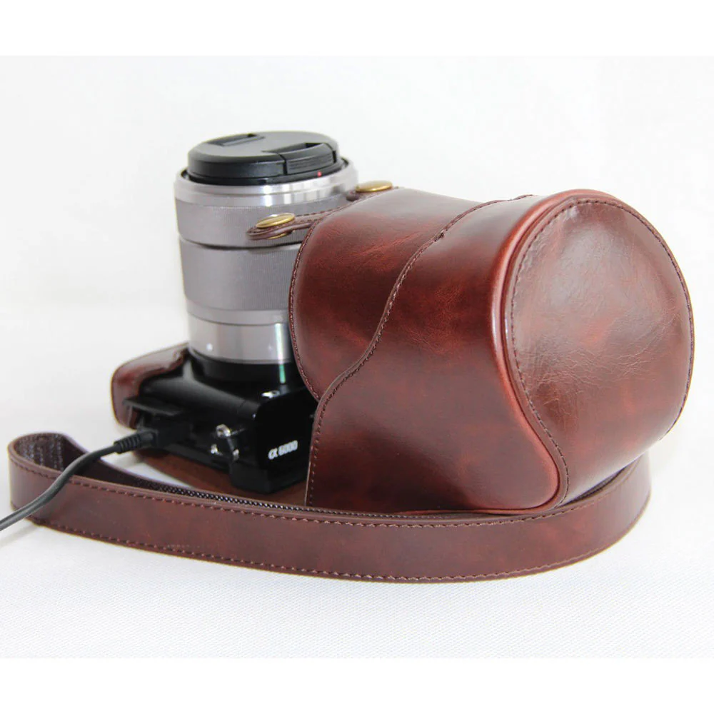 MegaGear Ever Ready Case for Sony A6000/A6300 with 16-50mm Lens (Dark Brown) - Image 6