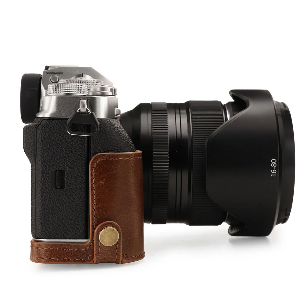 MegaGear Ever Ready Leather Camera Case for FUJIFILM X-T4 with XF 16-80mm Lens (Brown) - Image 5