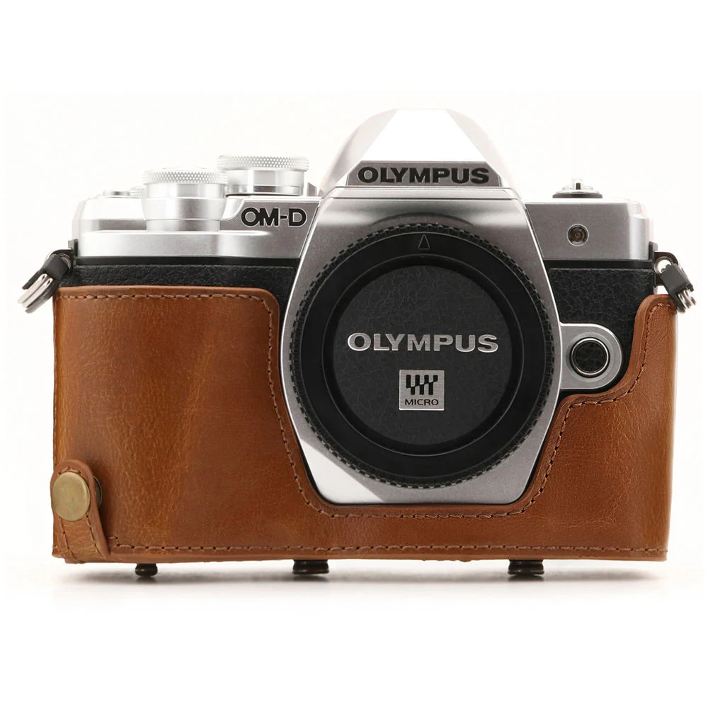 MegaGear Ever Ready Leather Camera Case for Olympus OM-D E-M10 Mark III with 14-42mm Lens (Light Brown) - Image 3