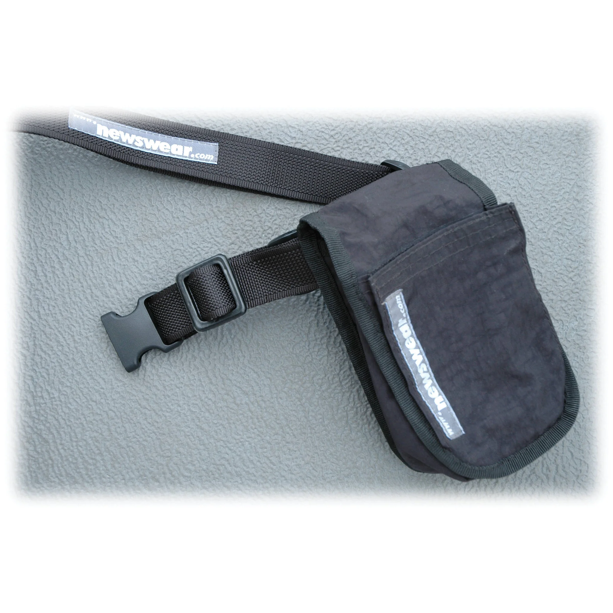 Newswear Strobe Press Pouch - Image 3
