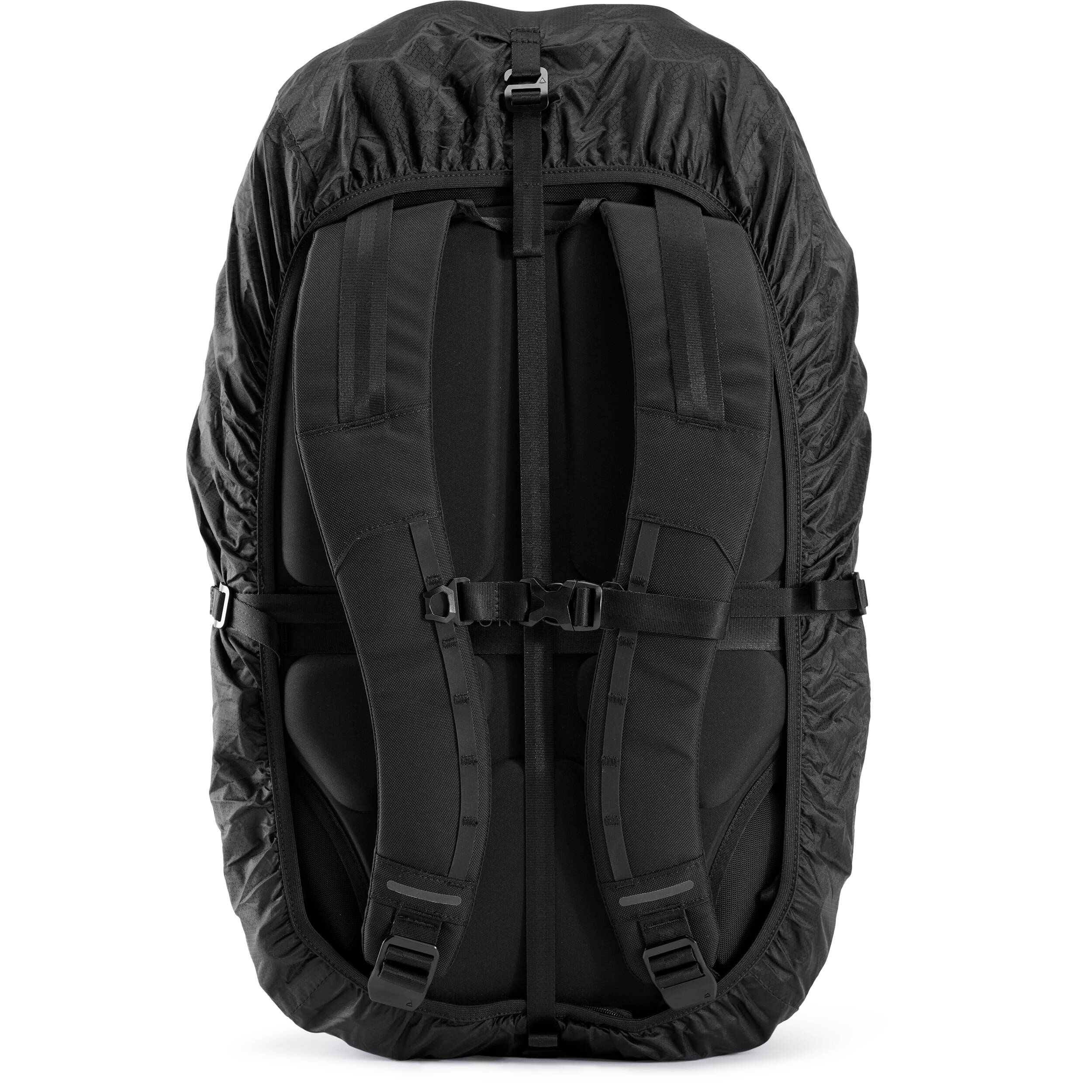 Nomatic Navigator Medium Rain Cover (Black) - Image 3