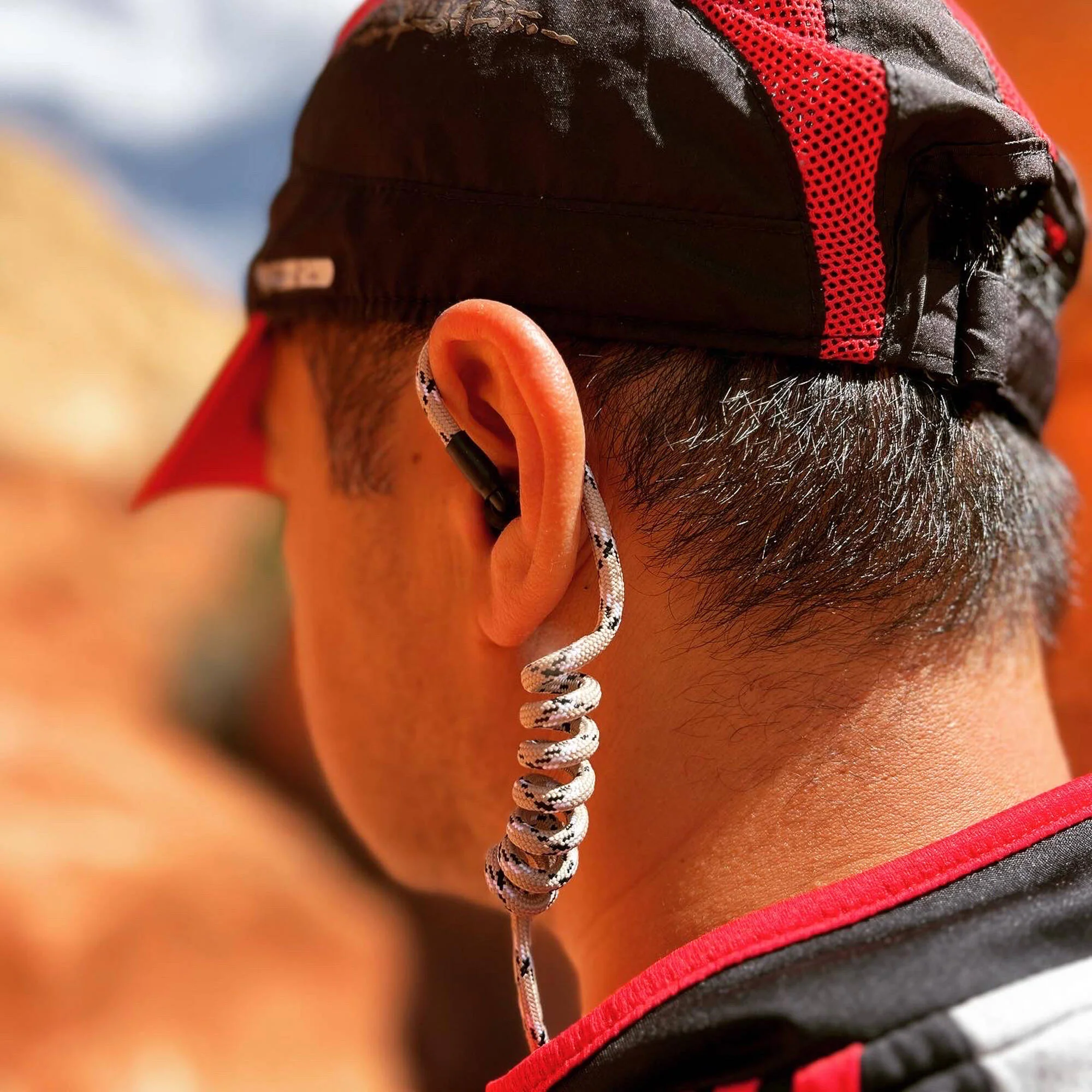 ON SET HEADSETS Tubeez (Hot Topic) - Image 3