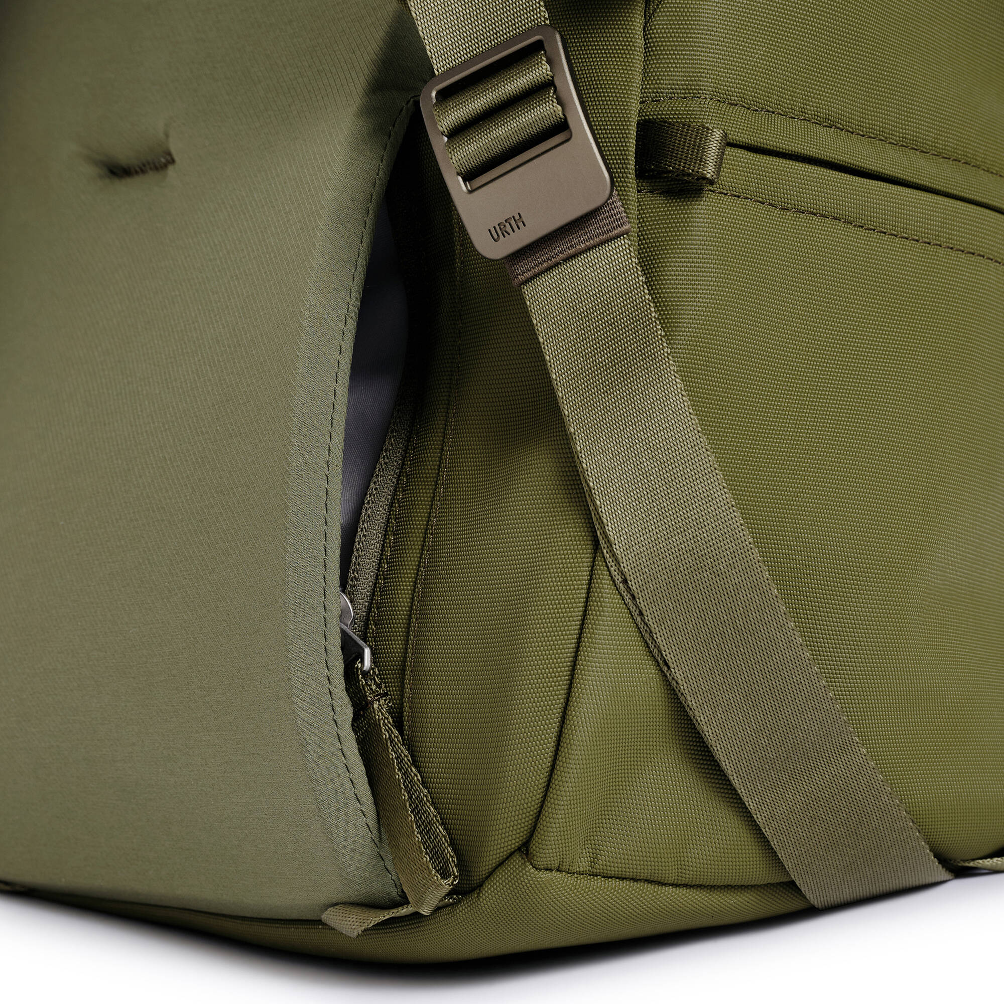 Urth Arkose 20L Backpack (Green) - Image 6