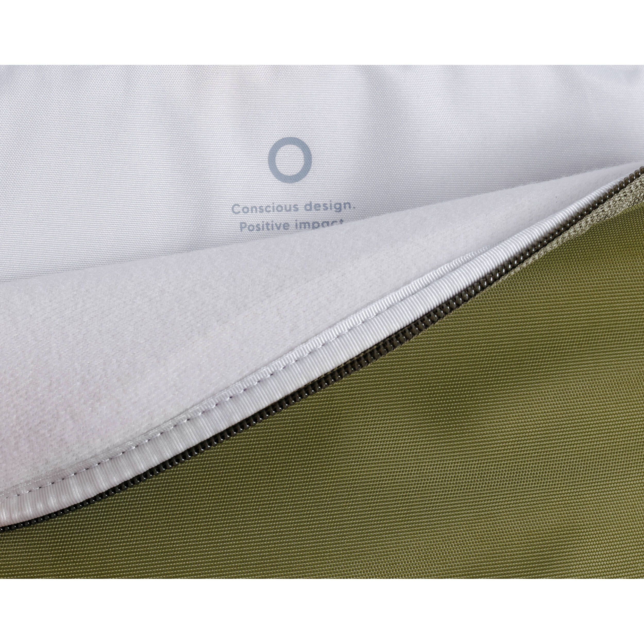 Urth Naos Sleeve for 15/16" Laptop (Moss) - Image 4