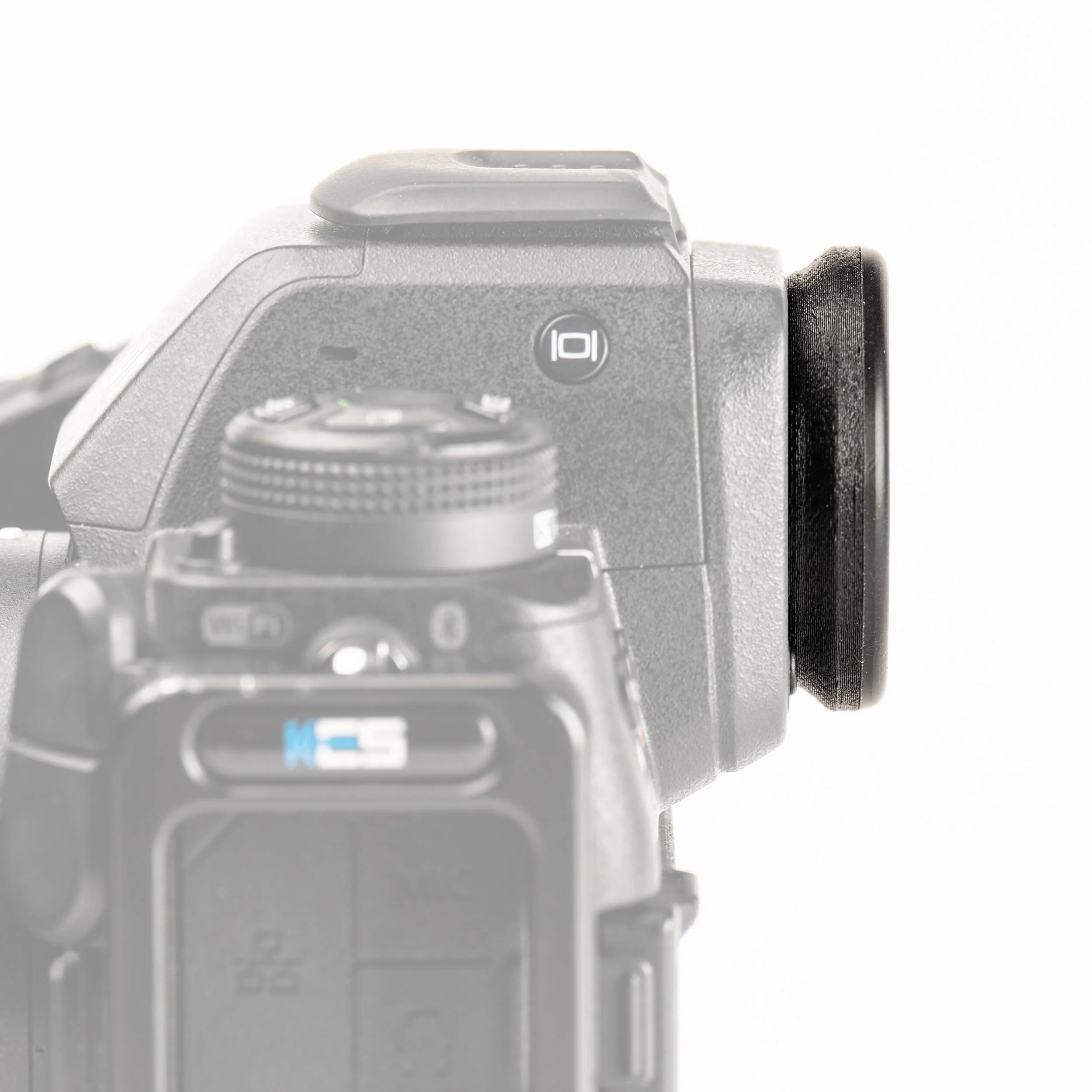 Zemlin Photo Round Eyepiece for ThinkTank and AquaTech Rain Covers for Nikon Z8, Z9, Zf - Image 4